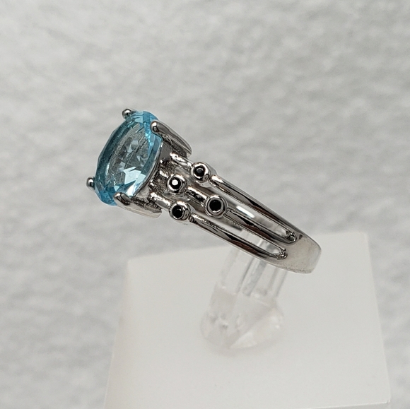 Topaz And Bezel Set Spinel Ring - Picture 2 of 8